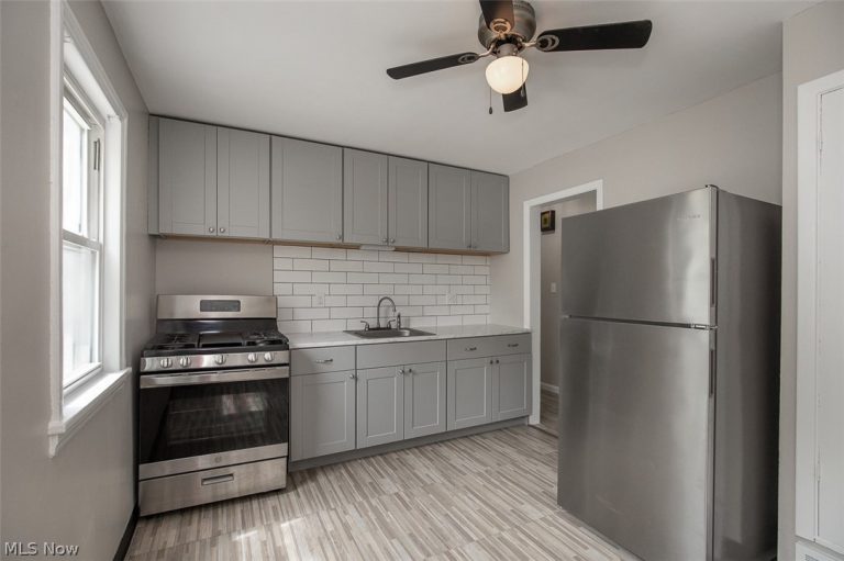 1454 196th Street, Euclid, OH - Photo 4