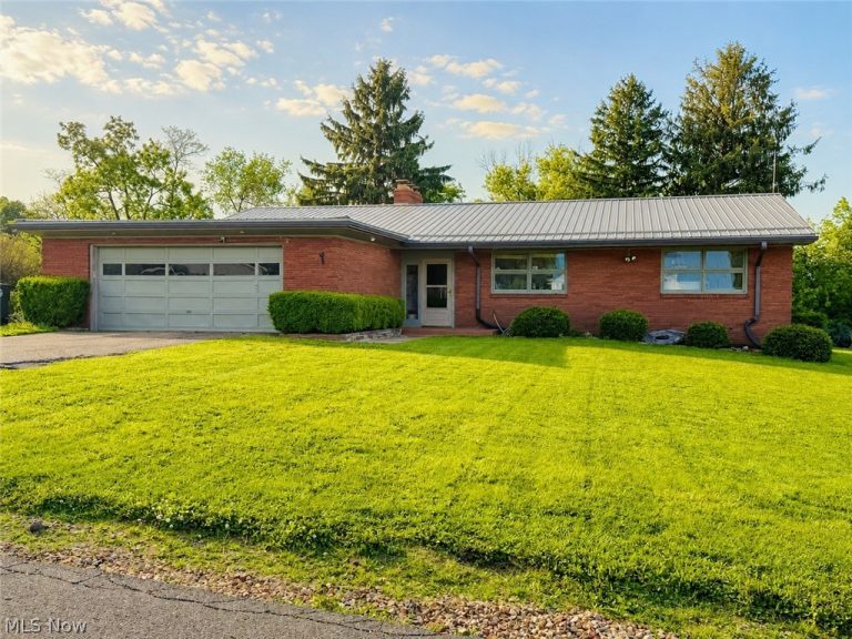 4309 Southeast Drive, Steubenville, OH - Photo 3