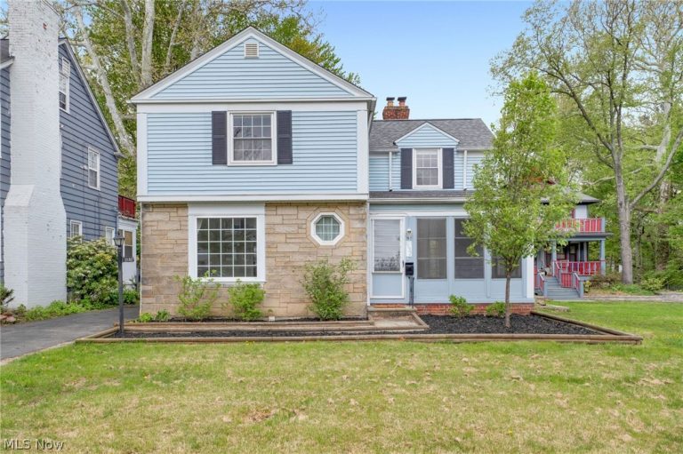 1132 Yellowstone Road, Cleveland Heights, OH, 44121