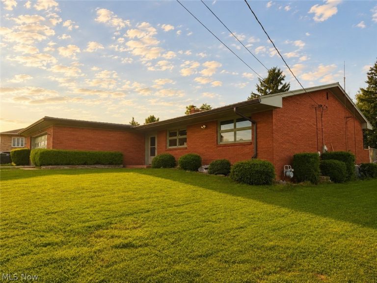 4309 Southeast Drive, Steubenville, OH - Photo 2
