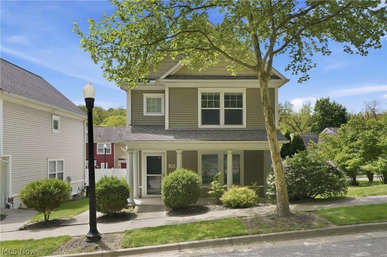 182 Elizabeth Parkway, Akron, OH, 44304
