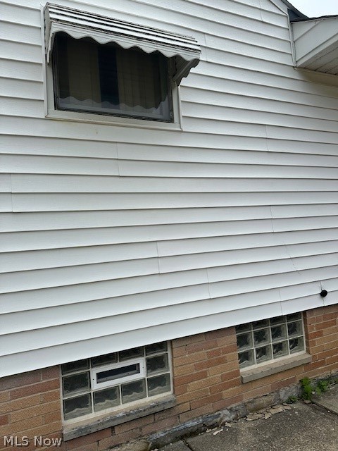 207 Forbes Road, Bedford, OH - Photo 3