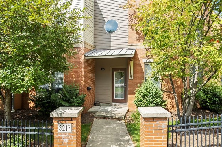 3217 Euclid Heights Boulevard, Cleveland Heights, OH, 44118