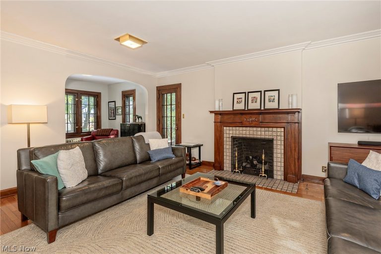 1351 Oakridge Drive, Cleveland Heights, OH - Photo 3