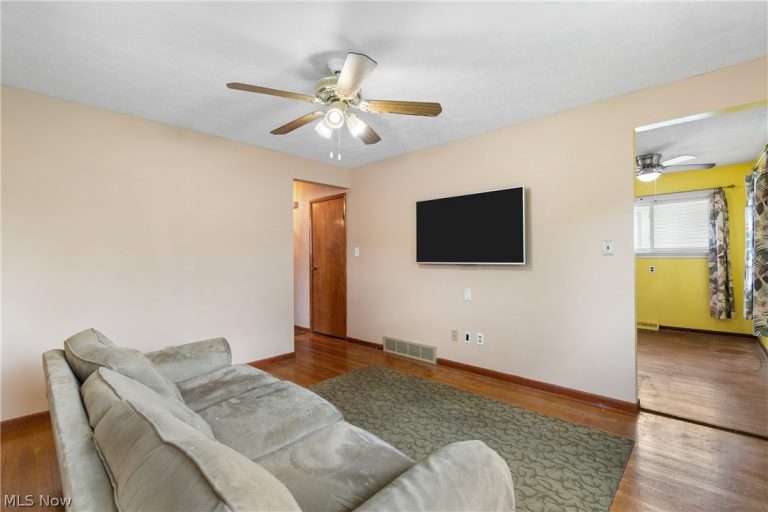 64 Kreiner Avenue, Akron, OH - Photo 6