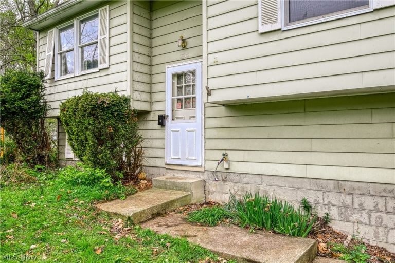 1314 Denise Drive, Kent, OH - Photo 5