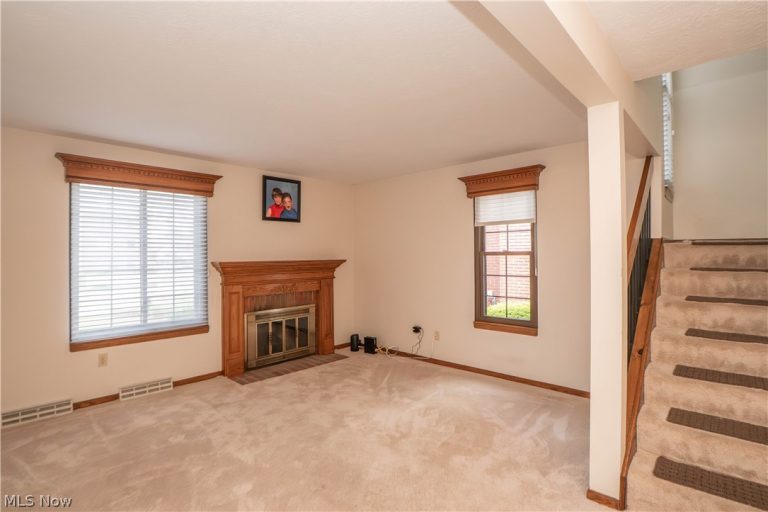 1836 Beechwood Avenue, North Canton, OH - Photo 8