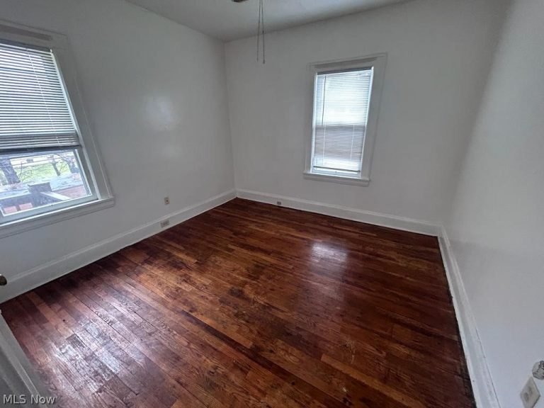 3407 Altamont Avenue #2nd Floor, Cleveland Heights, OH - Photo 6