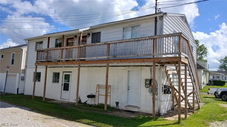 2901 27th Street, Parkersburg, WV - Photo 3