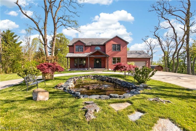 2191 Babcock Road, Hinckley, OH, 44233