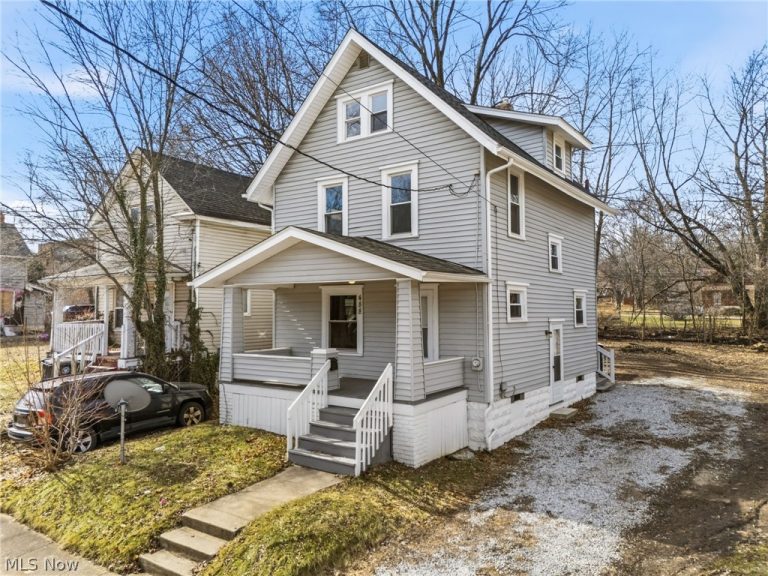 488 Alexander Street, Akron, OH, 44306