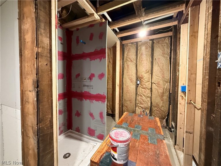 10704 Pasadena Avenue, Cleveland, OH - Photo 6
