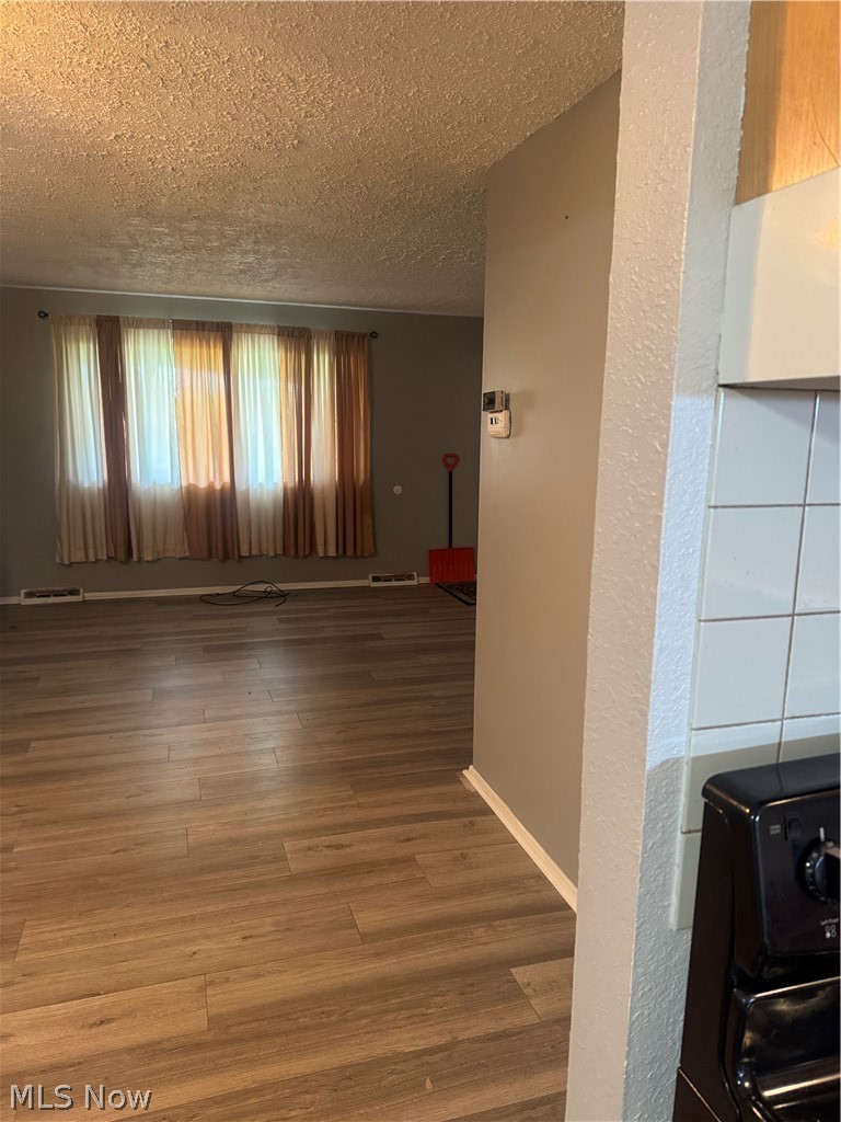 4726 Walford Road #C4, Warrensville Heights, OH - Photo 8