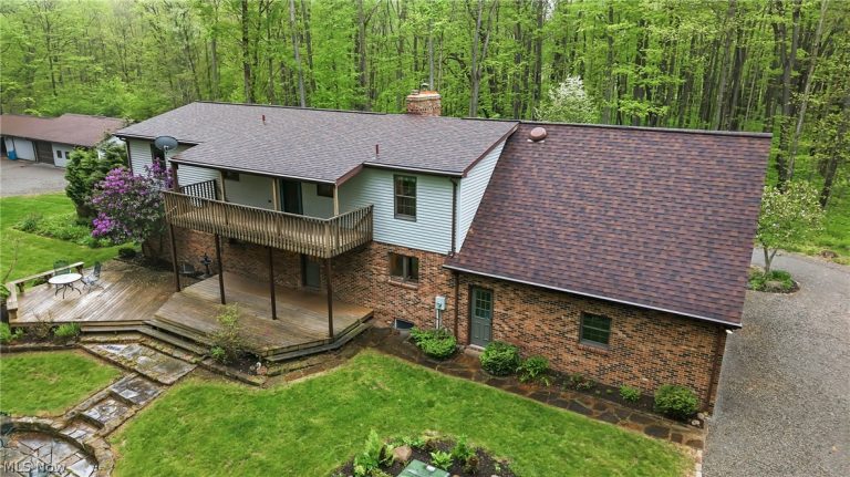 13689 Beard Road, New Springfield, OH - Photo 6