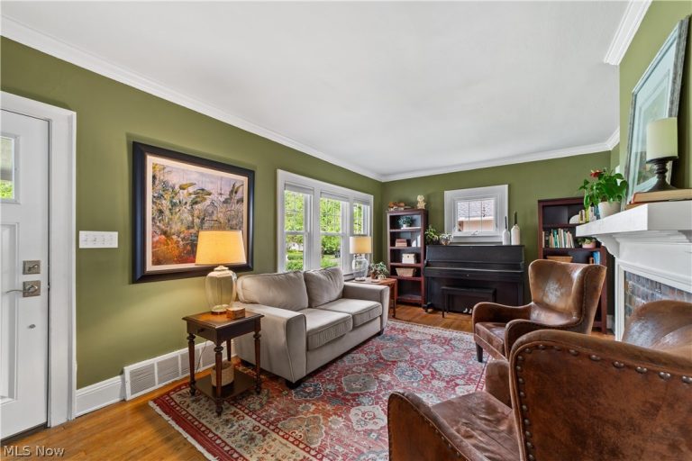 2583 Canterbury Road, Cleveland Heights, OH - Photo 5