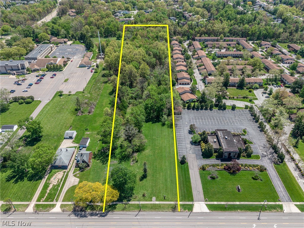 7305 Pearl, Middleburg Heights, OH
