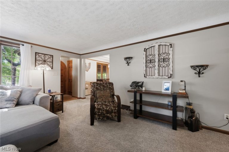 3134 140th, Cleveland, OH - Photo 8