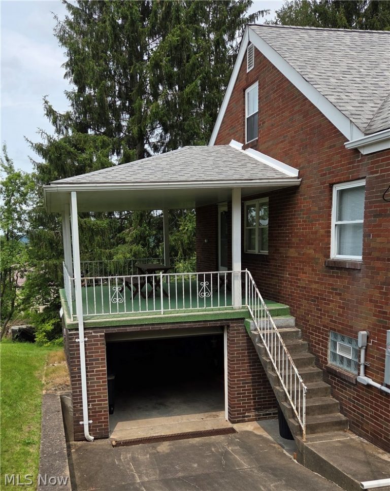 131 St. Ann Way, Weirton, WV - Photo 4