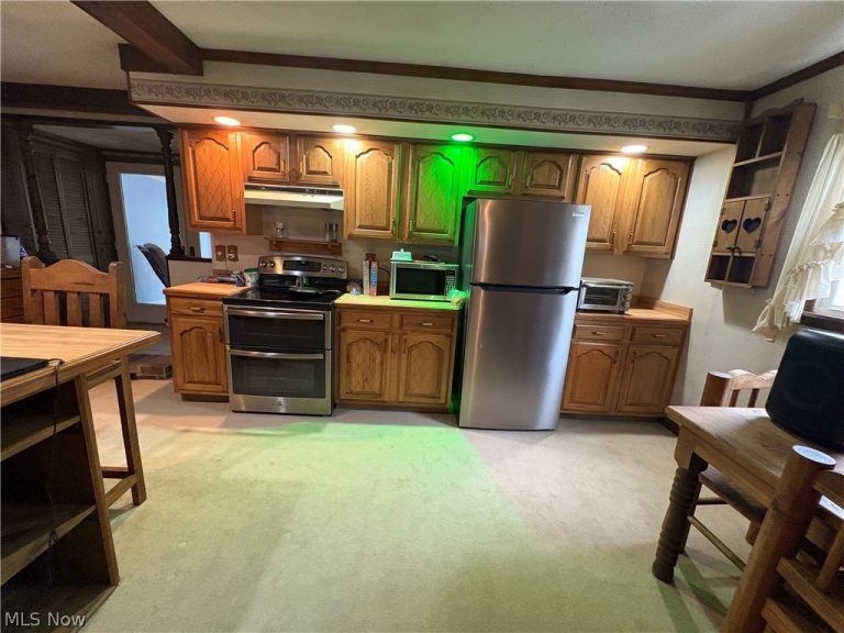 172 Andover Road, Woodsfield, OH - Photo 4