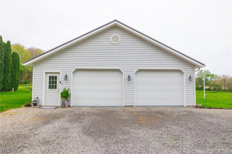 14655 Township Road 213, Lakeville, OH - Photo 8