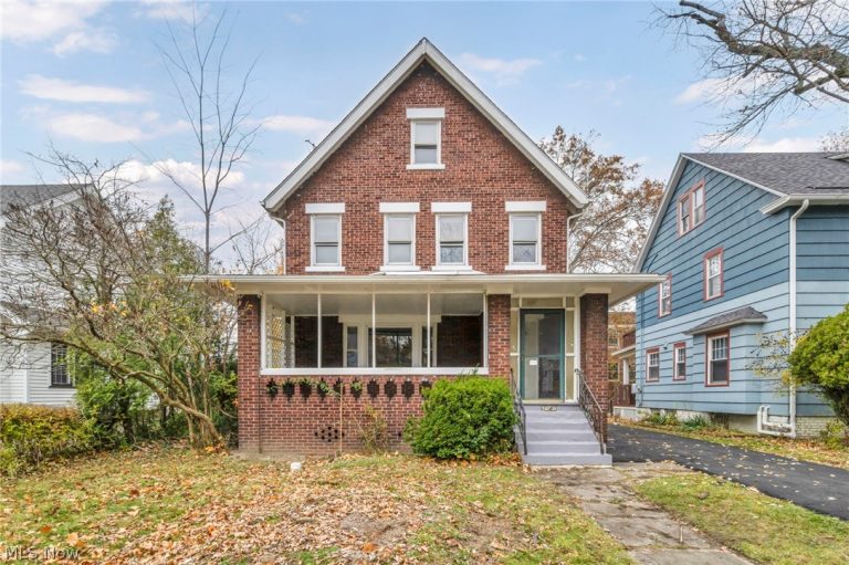 3147 Whitethorn Road, Cleveland Heights, OH - Photo 2