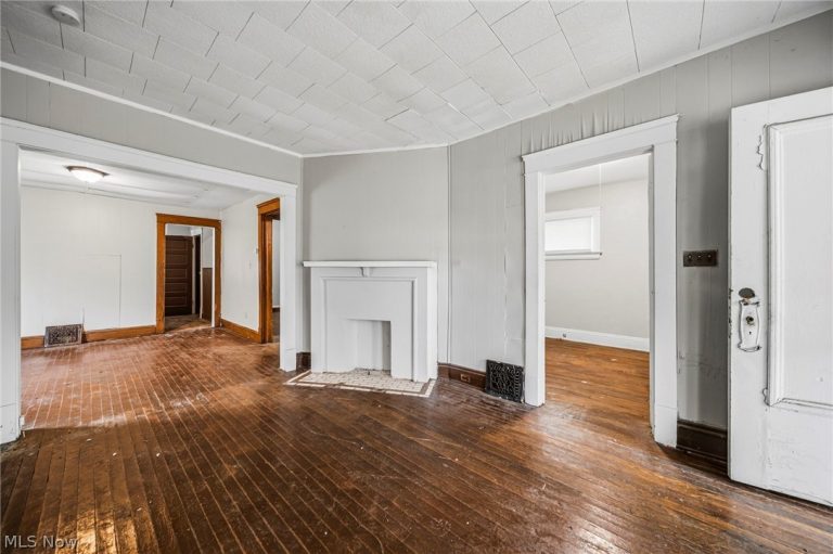 13504 Ashburton Avenue, Cleveland, OH - Photo 5