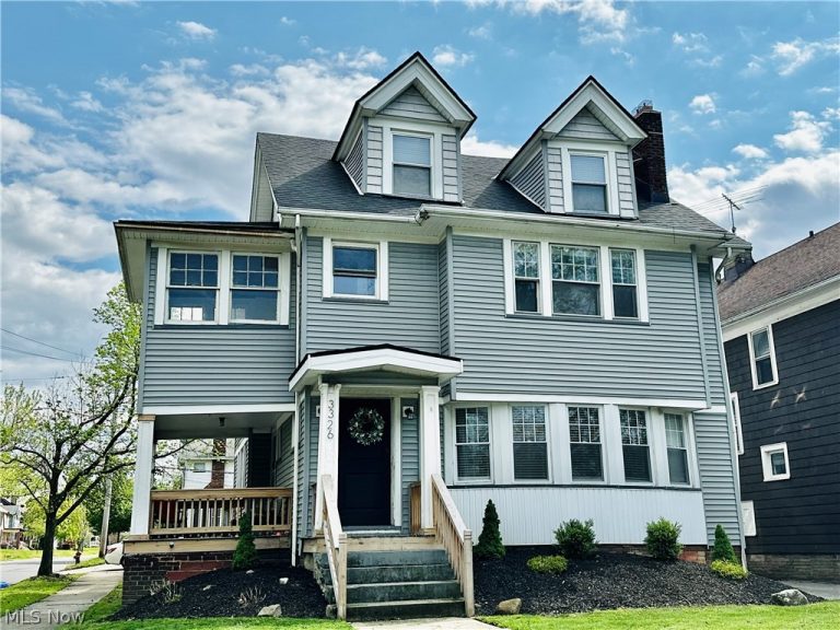 3326 EAST OVERLOOK Road, Cleveland Heights, OH, 44118