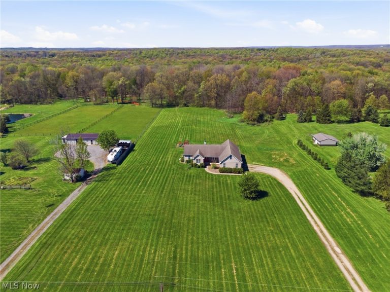 5859 Winchell Road, Hiram, OH - Photo 3