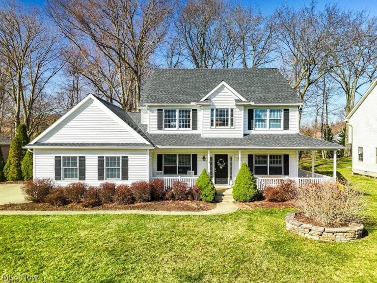 1467 Summer Wood Lane, Uniontown, OH - Photo 4
