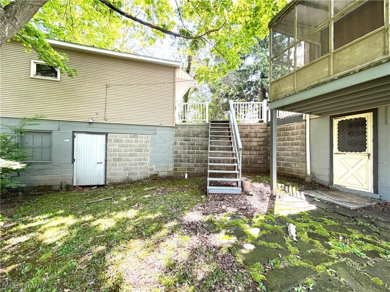 343 State Street, Leetonia, OH - Photo 3