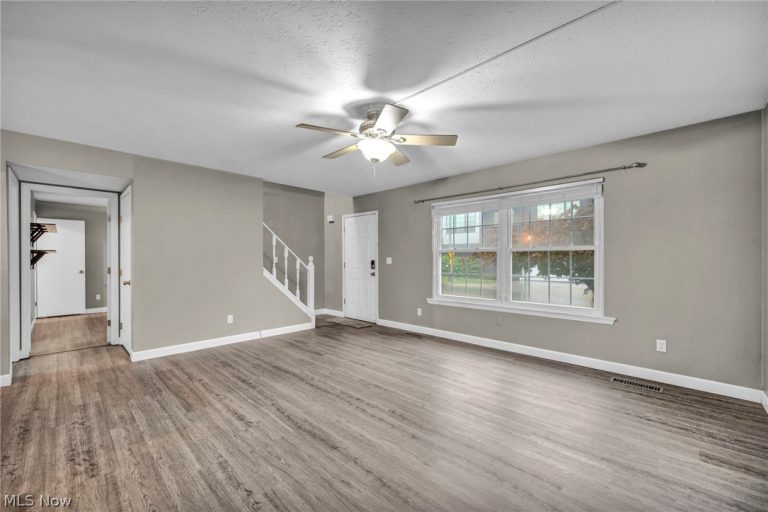 1251 70th Street, Cleveland, OH - Photo 4
