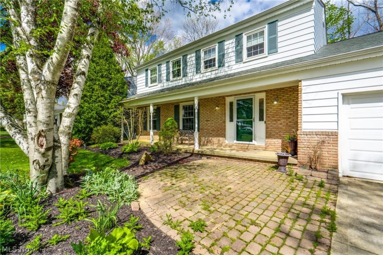 2295 Woodpark Road, Akron, OH - Photo 4