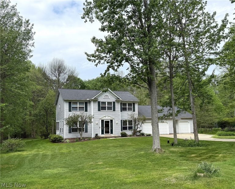 9109 Lake In The Woods Trail, Chagrin Falls, OH, 44023