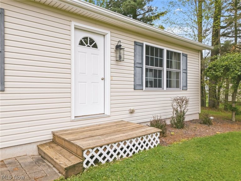 9084 Plymouth Street, Hanoverton, OH - Photo 6