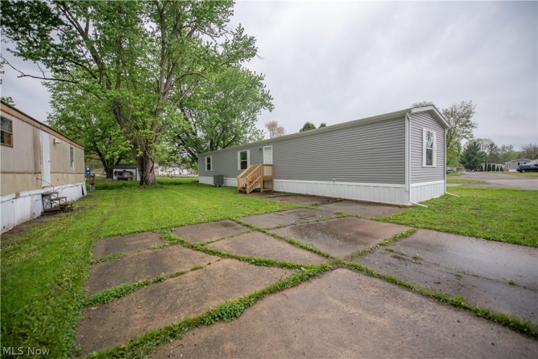 14000 Lincoln Street #32, Minerva, OH - Photo 2