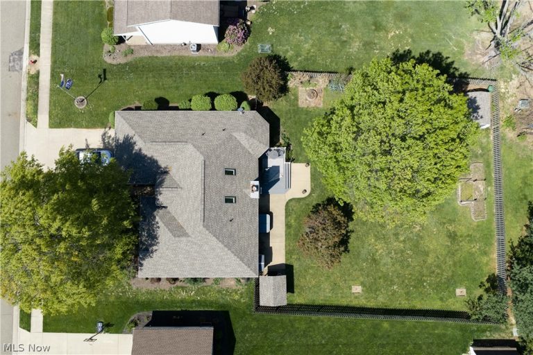 1453 3rd Street, New Philadelphia, OH - Photo 8