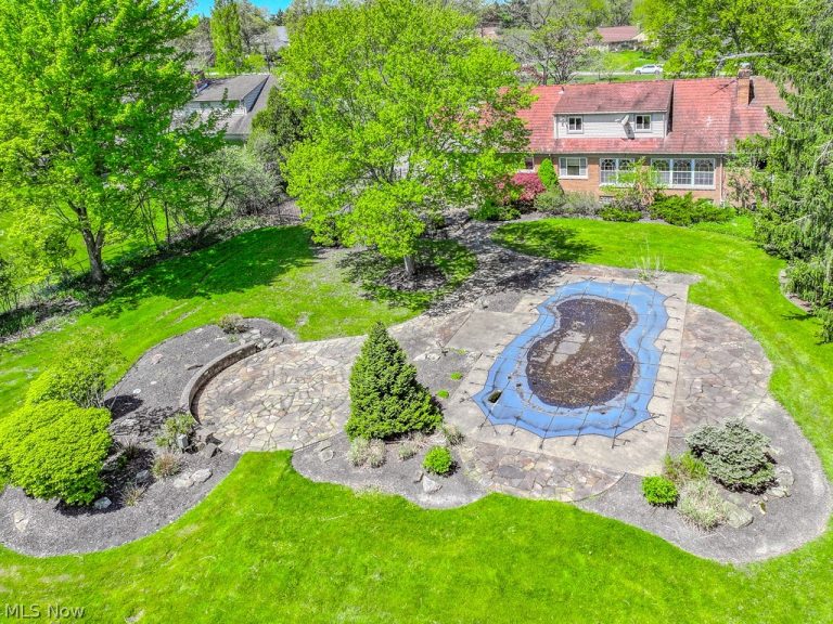 29426 Gates Mills Boulevard, Pepper Pike, OH - Photo 3