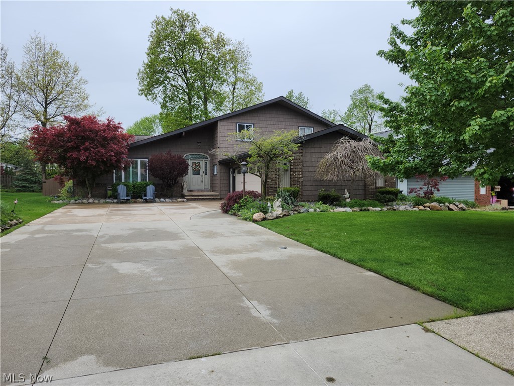 7680 ALDERSYDE Drive, Middleburg Heights, OH