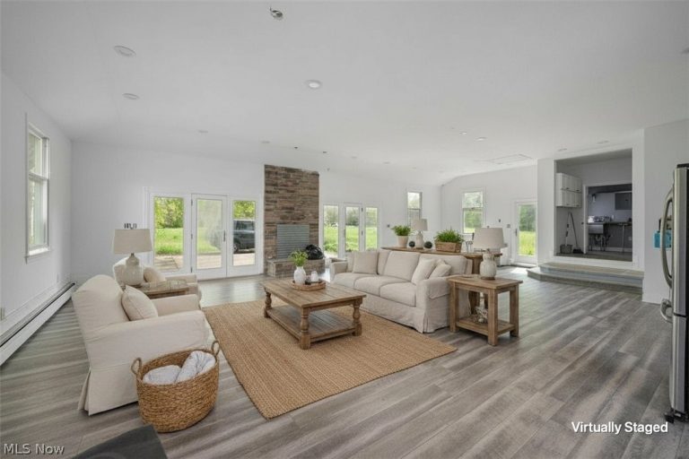 13875 Cowley Road, Columbia Station, OH - Photo 6
