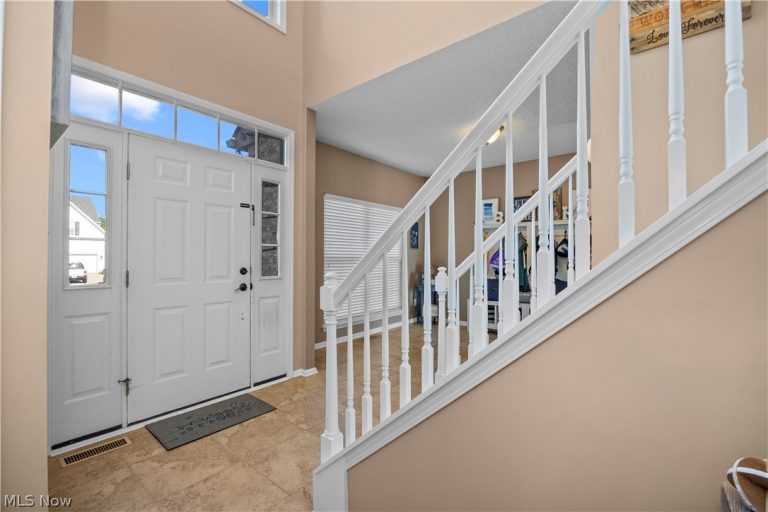 4625 Crossing Trail, Lorain, OH - Photo 4
