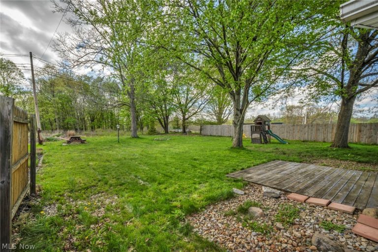 7850 Linden Lane, Parma, OH - Photo 5