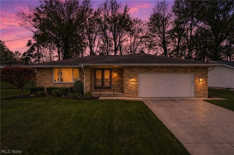6968 Carol Drive, Independence, OH, 44131
