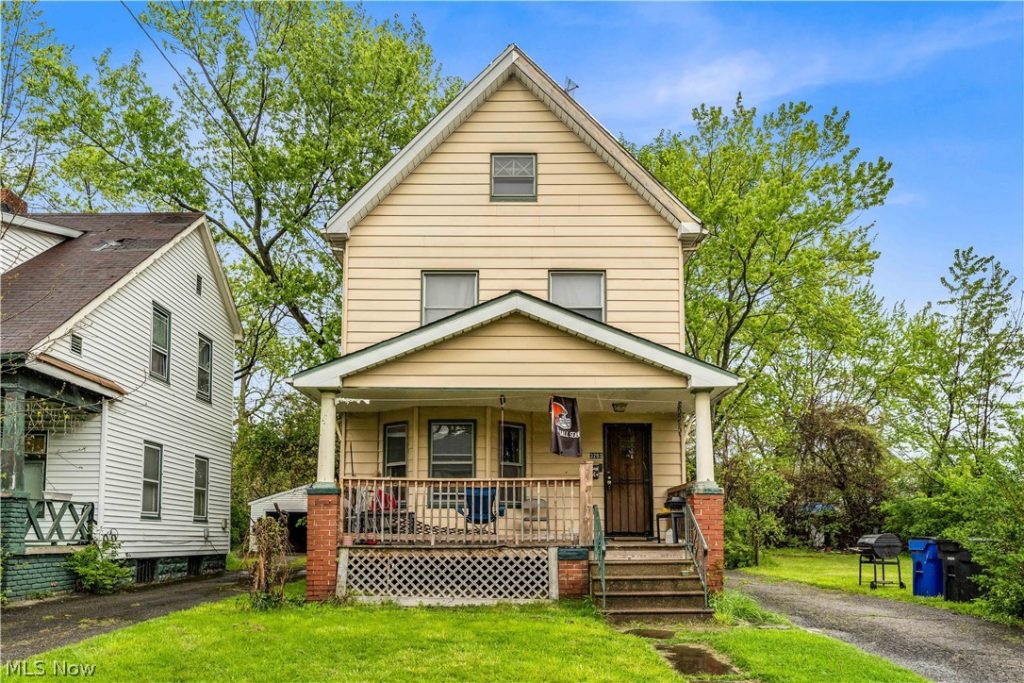 3293 139th Street, Cleveland, OH