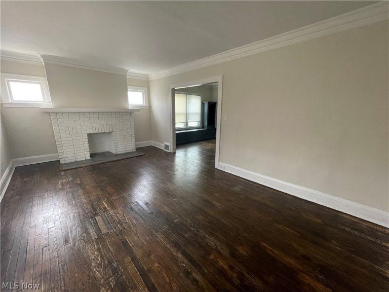3241 Kildare Road, Cleveland Heights, OH - Photo 2