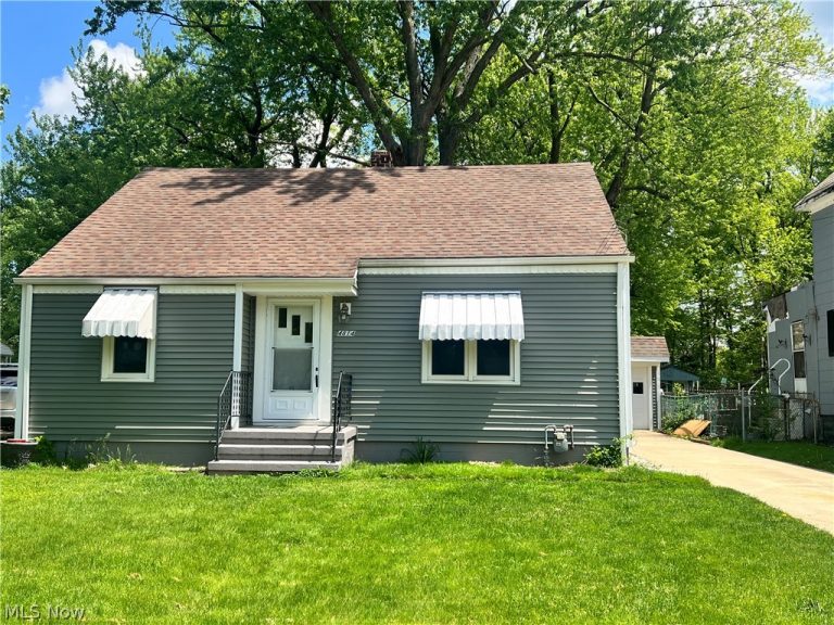 4814 Hope Avenue, Ashtabula, OH - Photo 2
