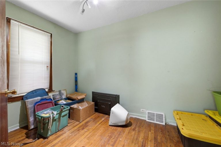 3524 Walton Avenue, Cleveland, OH - Photo 8