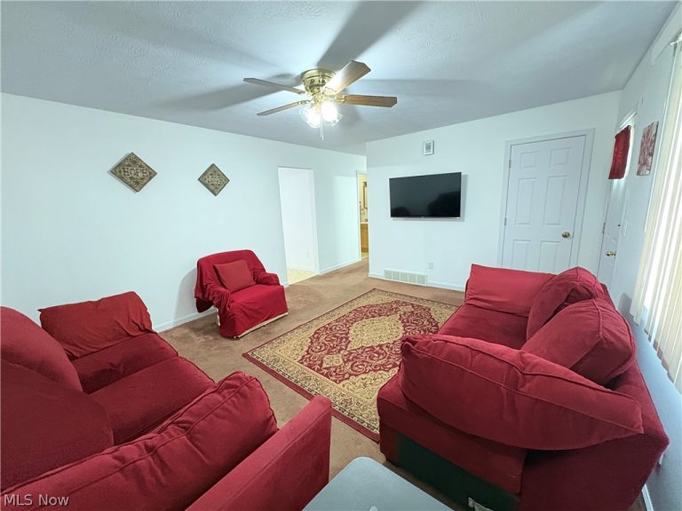 1945 Nair Street, Youngstown, OH - Photo 6