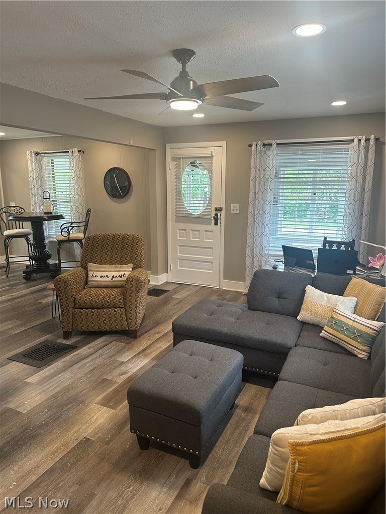 37522 Arthur Street, Willoughby, OH - Photo 8