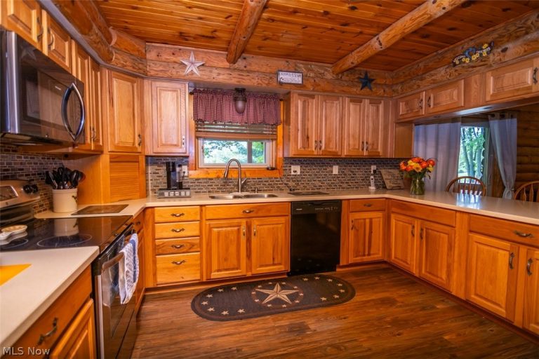 61229 Crozier Ridge Road, Bellaire, OH - Photo 3