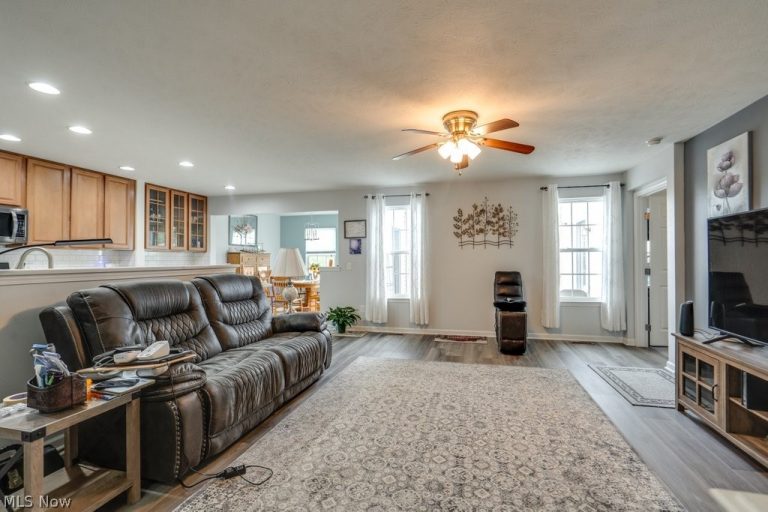 1240 Winter Fern Avenue, Akron, OH - Photo 8
